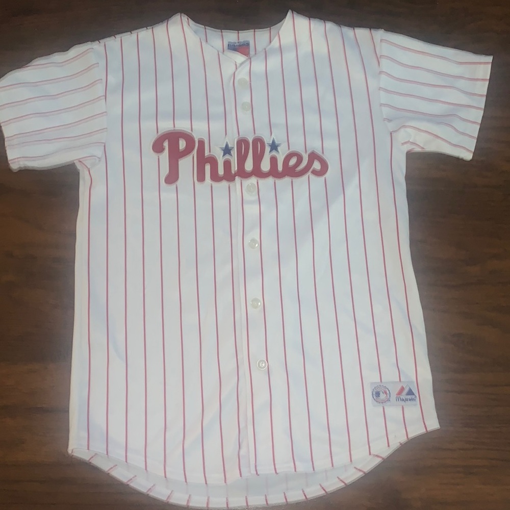 Phillies button up
